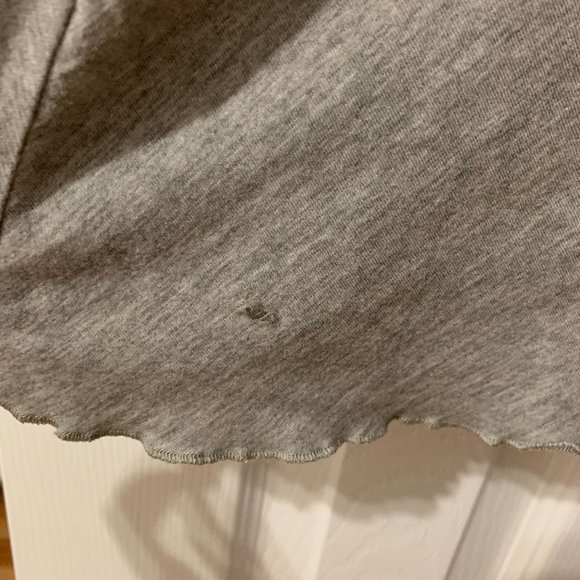 Francois Beauregard Grey Camis - Picture 8 of 9